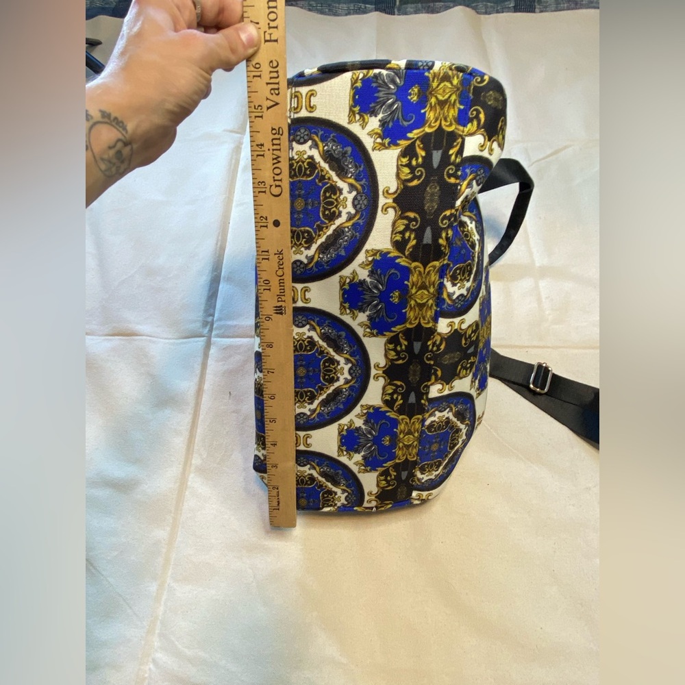 Alice + Olivia Weekender Duffle Gaudy Blue and Gold Design Women's Weekender Bag - Picture 4 of 7